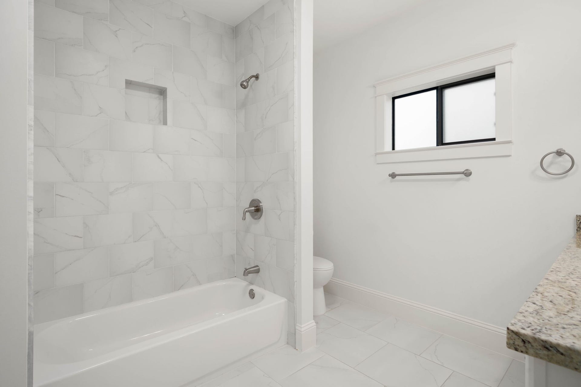 1326 Martin Street, Houston, TX 77018 1326 Martin Street, Houston, TX 77018