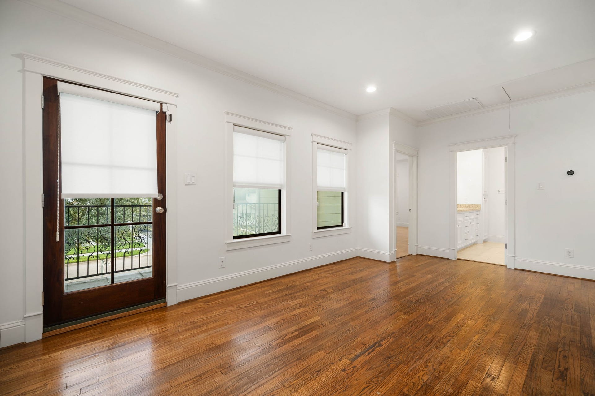 1326 Martin Street, Houston, TX 77018 1326 Martin Street, Houston, TX 77018
