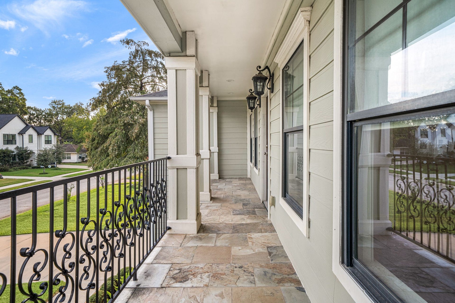 1326 Martin Street, Houston, TX 77018 1326 Martin Street, Houston, TX 77018