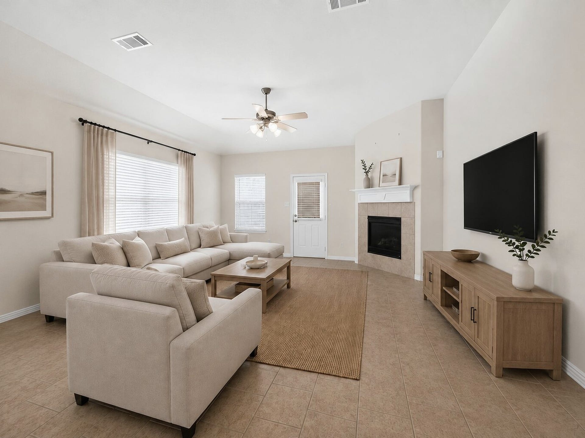 1902 Willow Ridge Ln, Fulshear, TX 77423 virtually staged