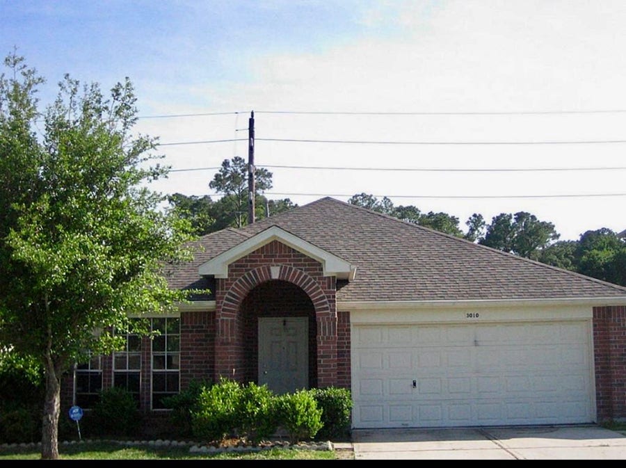 Property photo for 3010 Greenbriar Springs Dr, Houston, TX