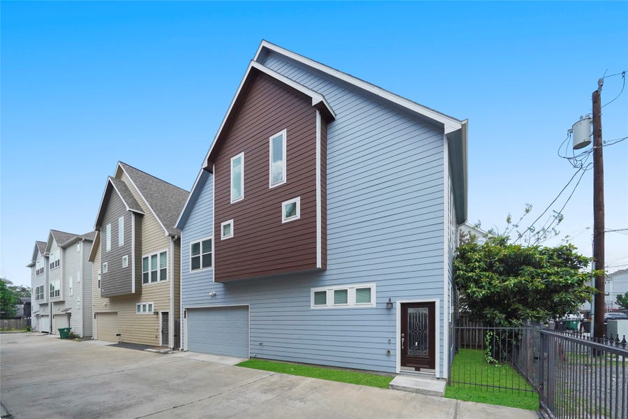Property photo for 724 Link Road, Houston, TX
