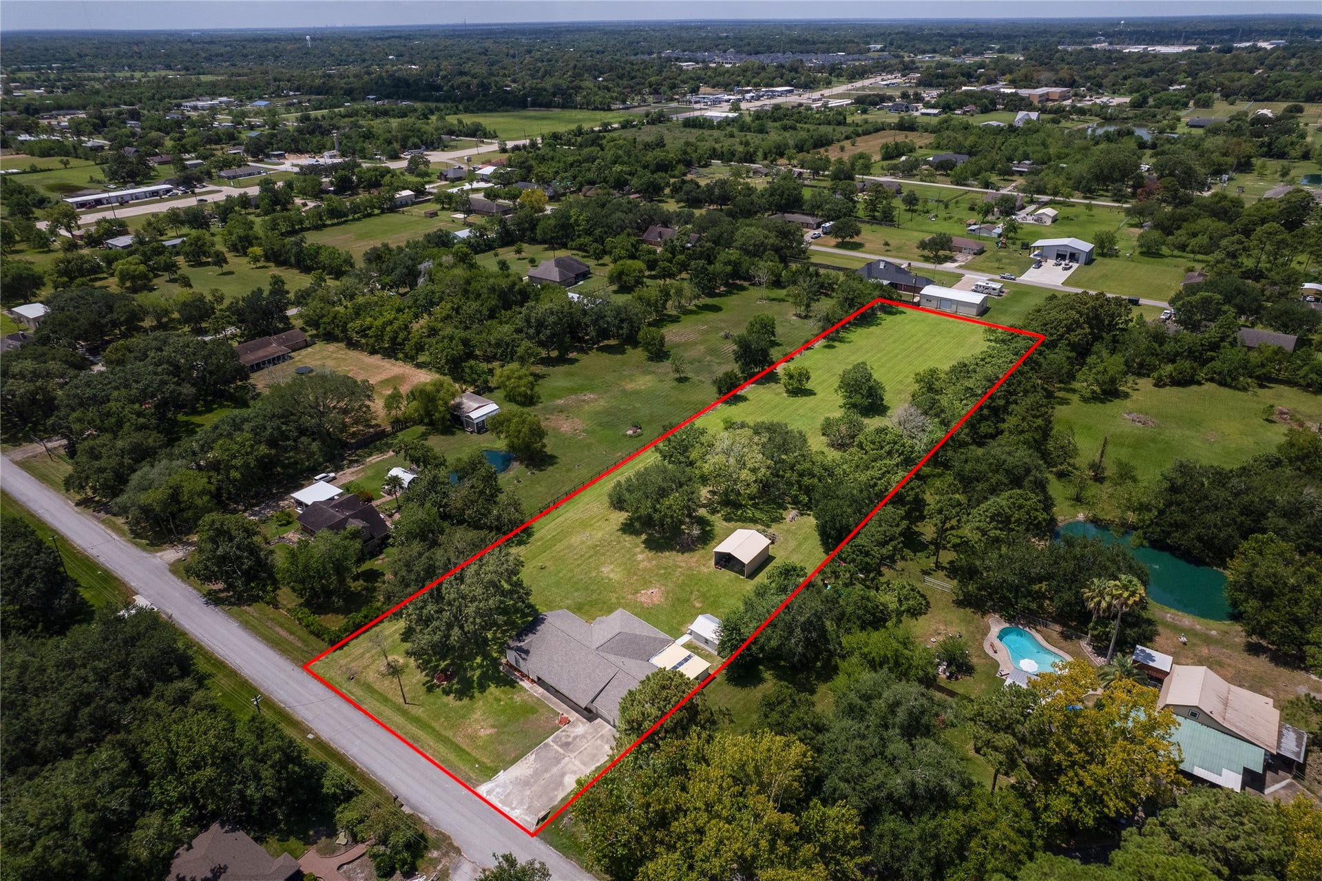 3304 Bruce Hall Road, Santa Fe, TX 77510 3304 Bruce Hall Road, Santa Fe, TX 77510