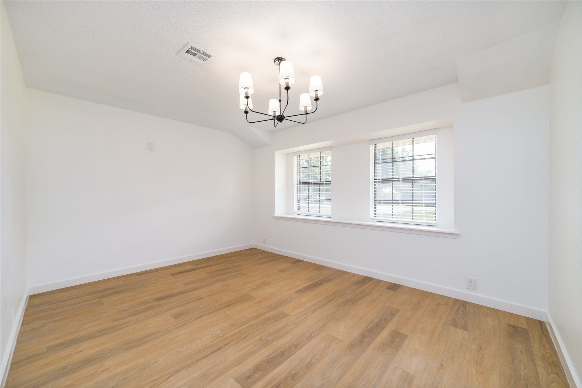 3304 Bruce Hall Road, Santa Fe, TX 77510 3304 Bruce Hall Road, Santa Fe, TX 77510