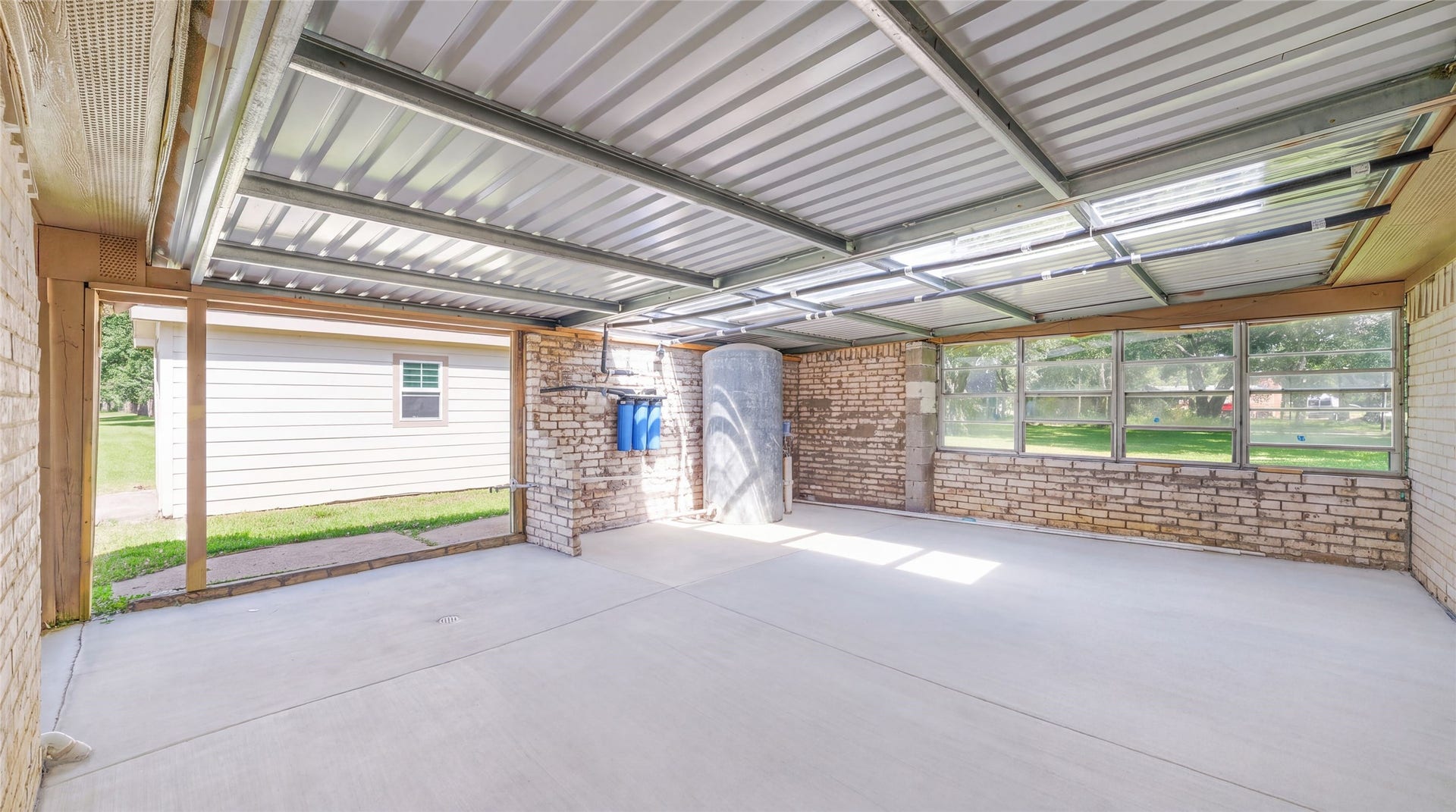 3304 Bruce Hall Road, Santa Fe, TX 77510 3304 Bruce Hall Road, Santa Fe, TX 77510