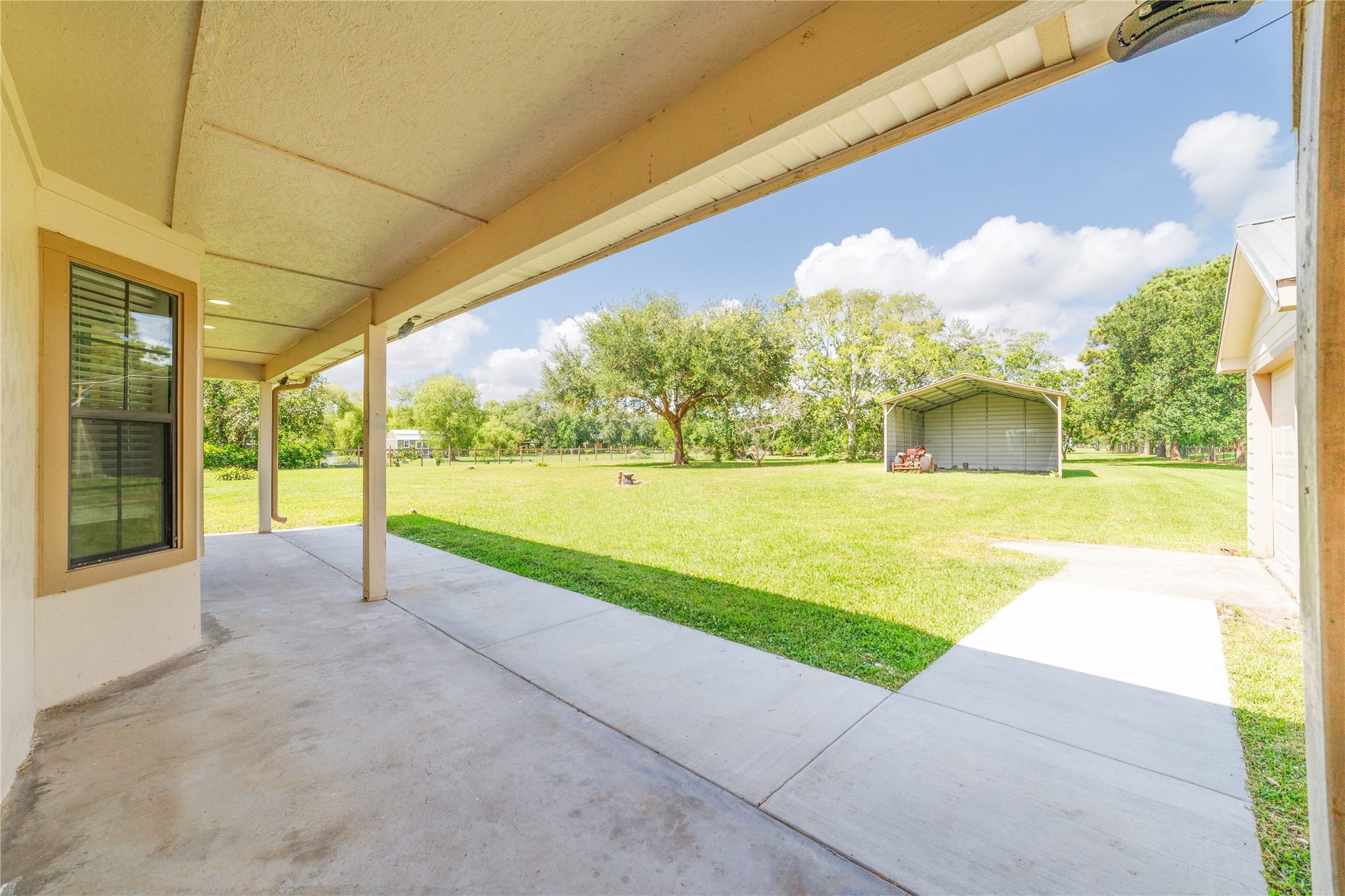 3304 Bruce Hall Road, Santa Fe, TX 77510 3304 Bruce Hall Road, Santa Fe, TX 77510
