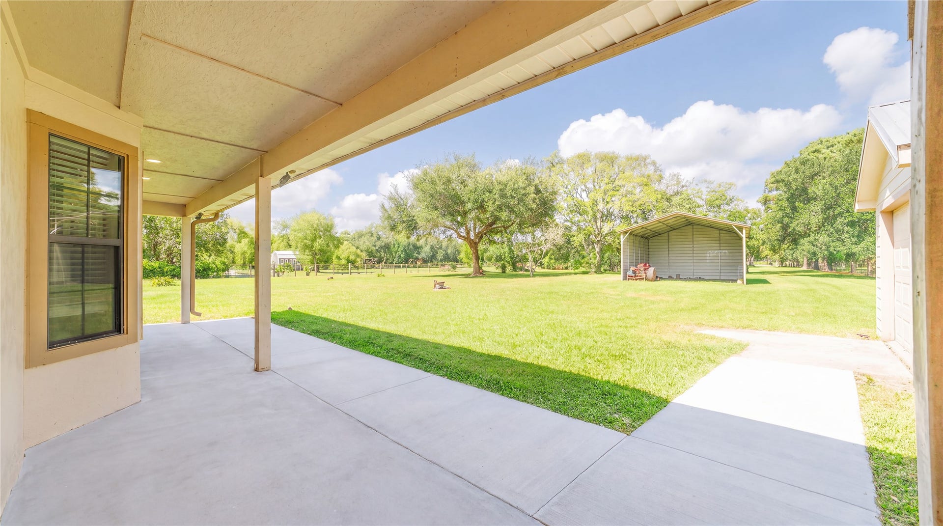 3304 Bruce Hall Road, Santa Fe, TX 77510 3304 Bruce Hall Road, Santa Fe, TX 77510