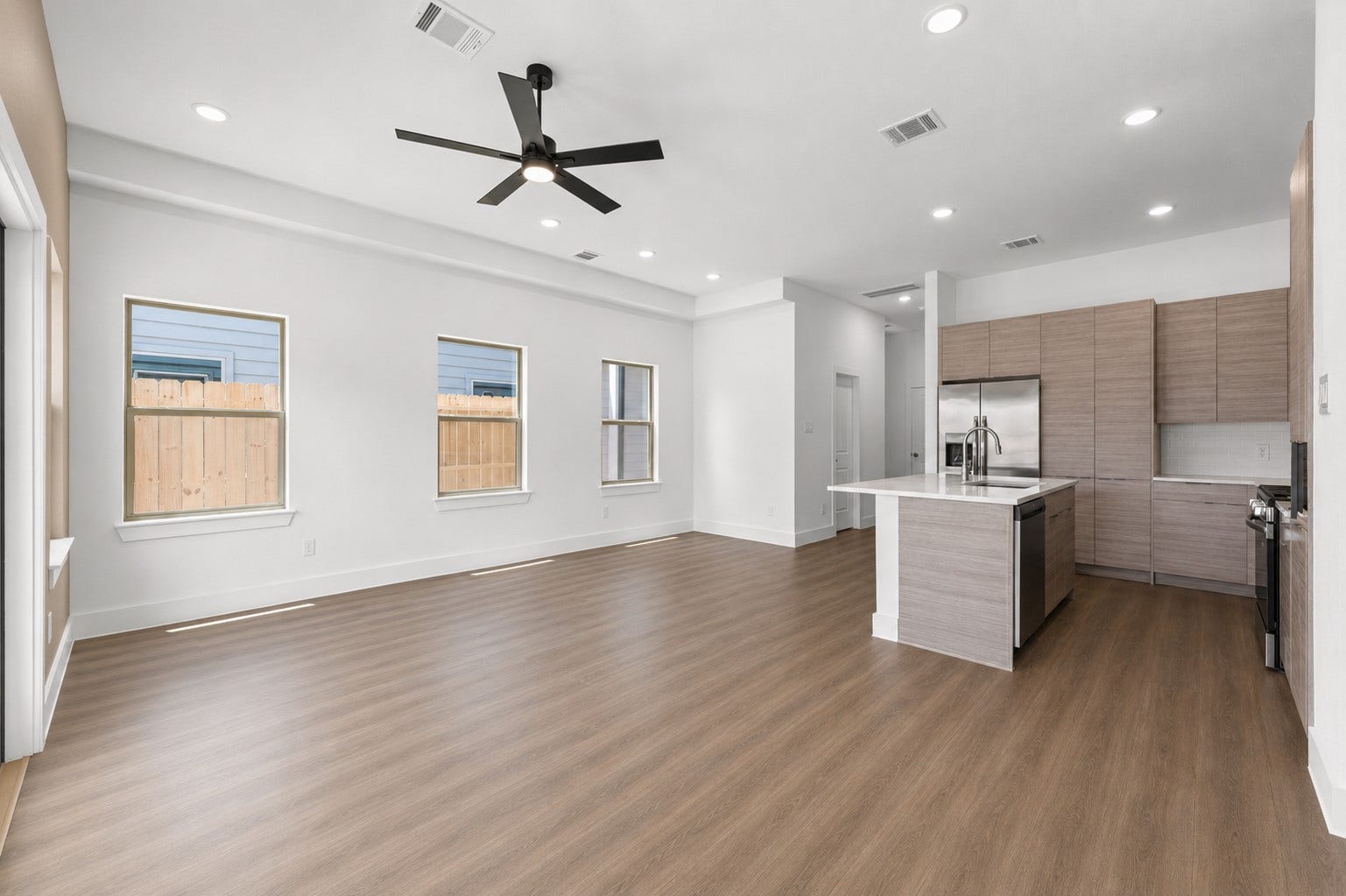 13511 Ivy Vine Lane, Houston, TX 77047 13511 Ivy Vine Lane, Houston, TX 77047