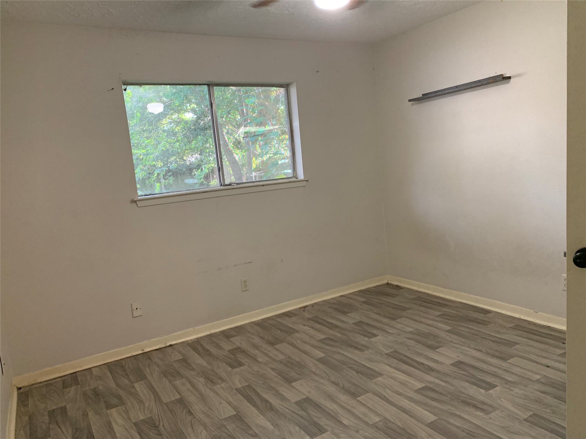 23830 English Oak Drive, Spring, TX 77373 Bedroom 2 facing backyard