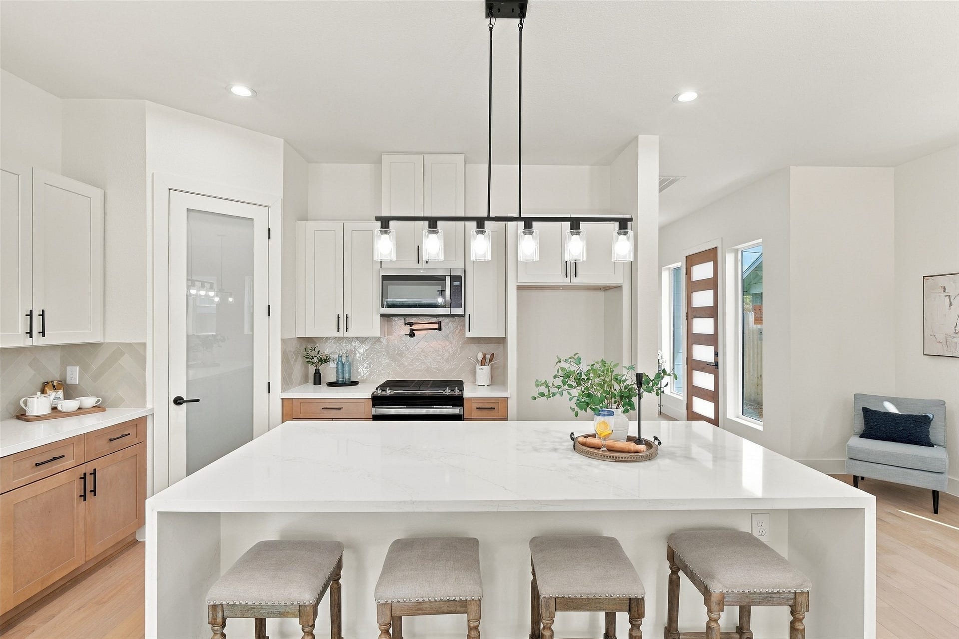 4808 Farmer Street, Houston, TX 77020 4808 Farmer Street, Houston, TX 77020
