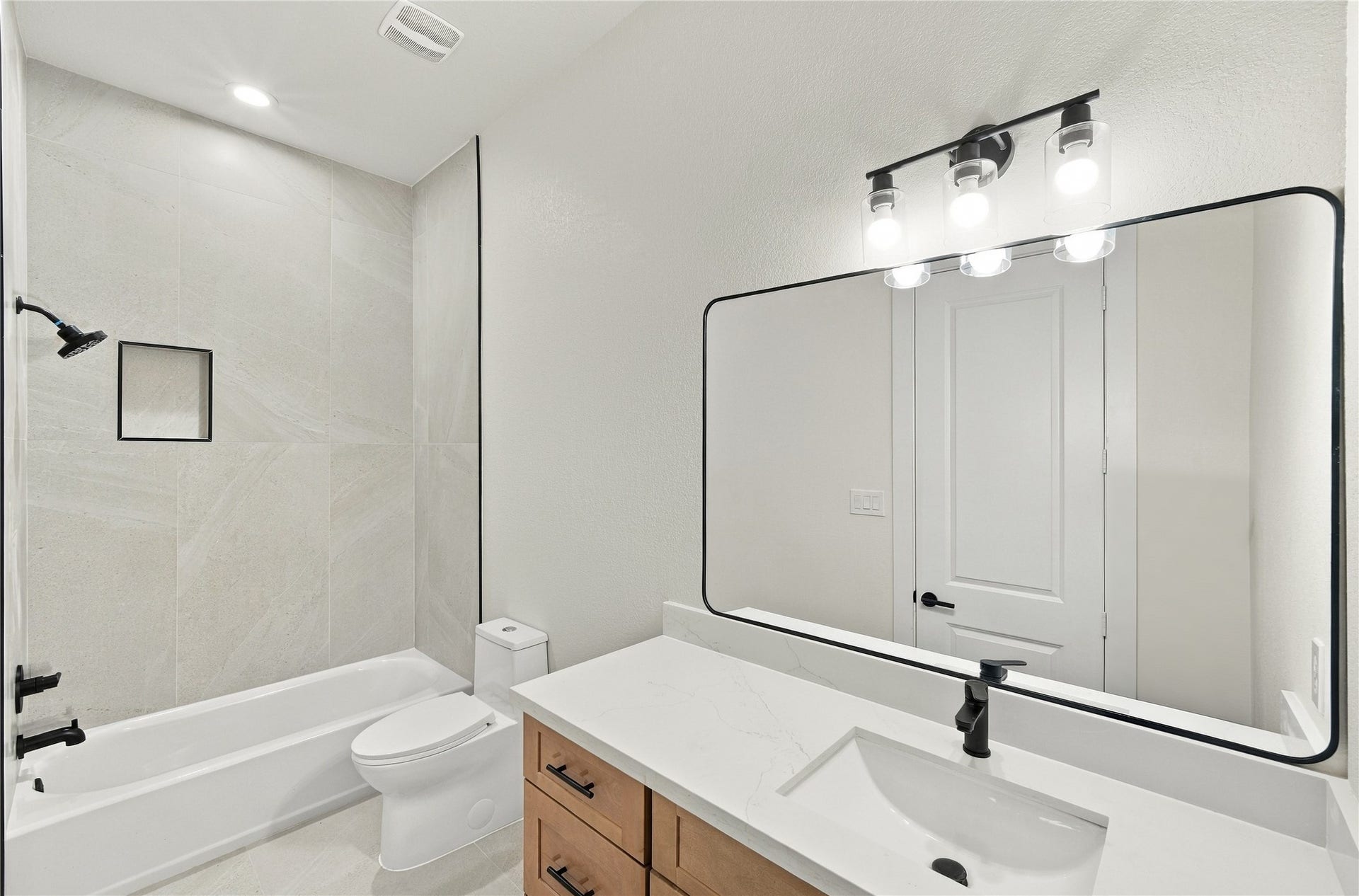 4808 Farmer Street, Houston, TX 77020 4808 Farmer Street, Houston, TX 77020