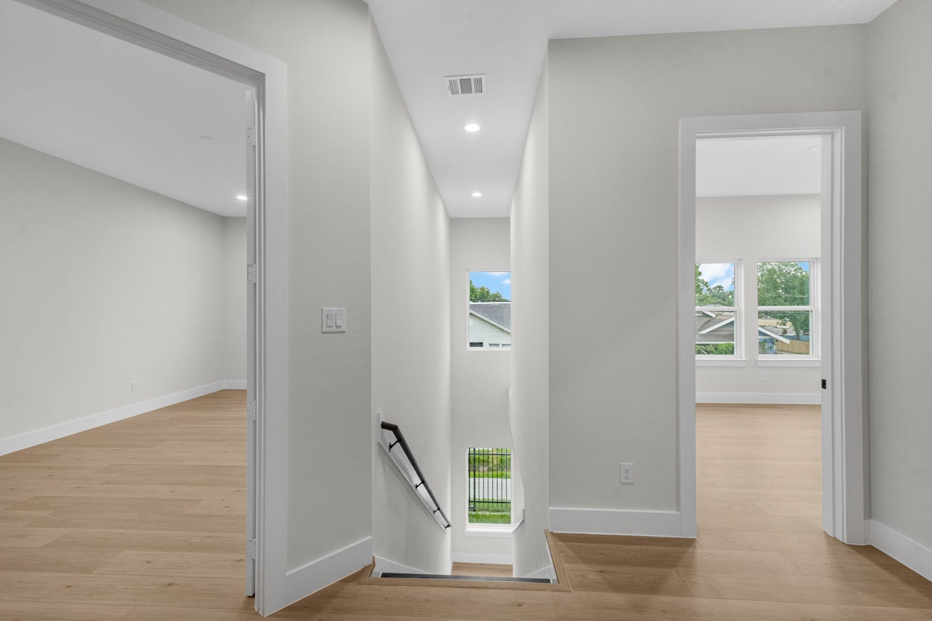 2348 Delafield Street, Houston, TX 77023 2348 Delafield Street, Houston, TX 77023