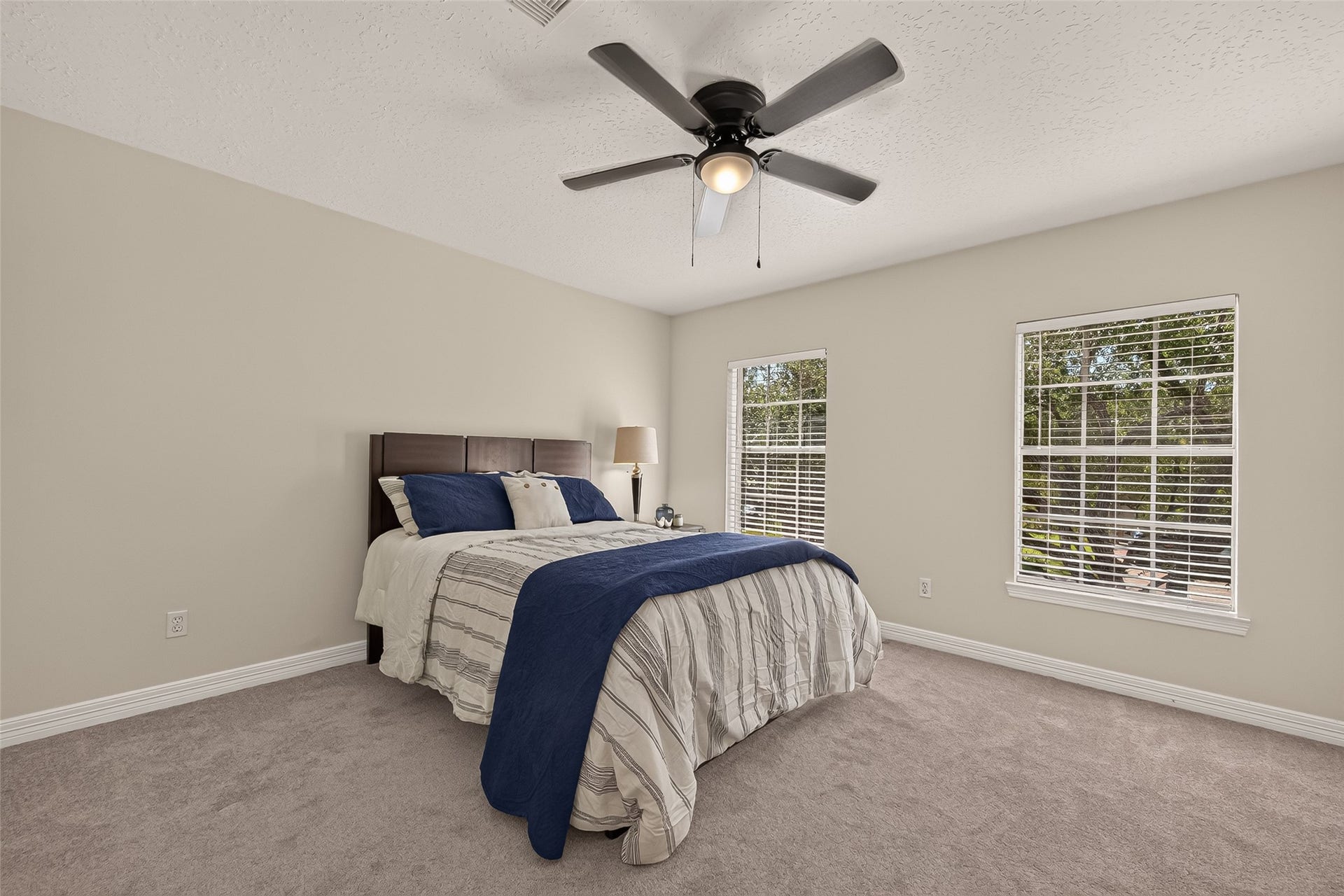 6411 Hidden Crest Way, Sugar Land, TX 77479 Bedroom