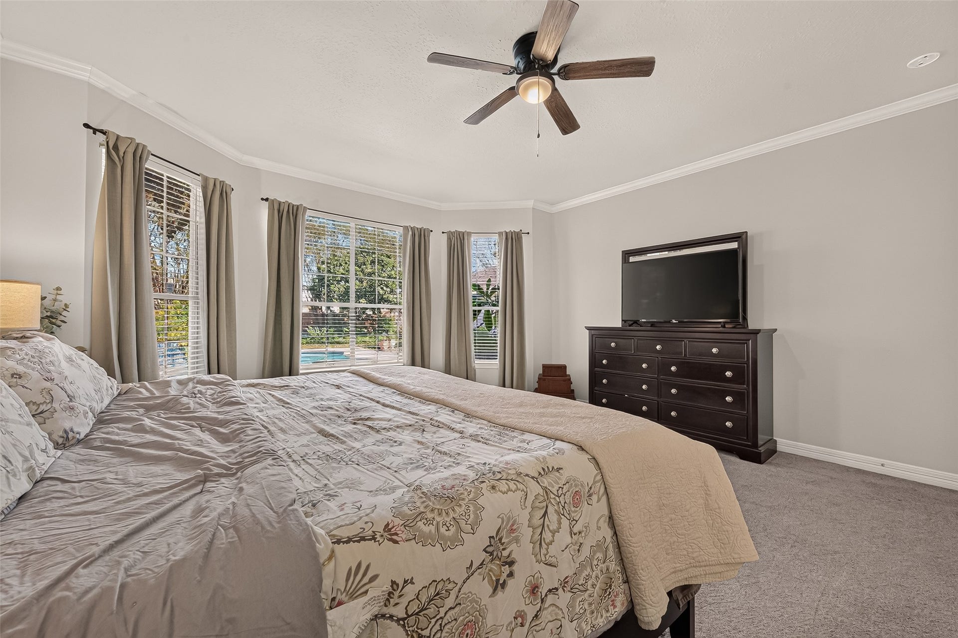 6411 Hidden Crest Way, Sugar Land, TX 77479 Primary Bedroom