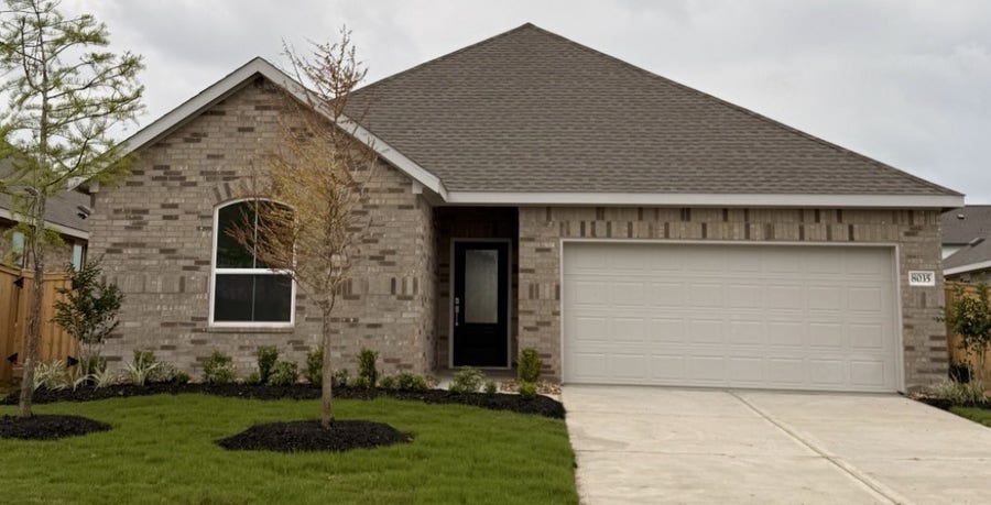 Property photo for 8034 Topaz Ridge Drive, Angleton, TX
