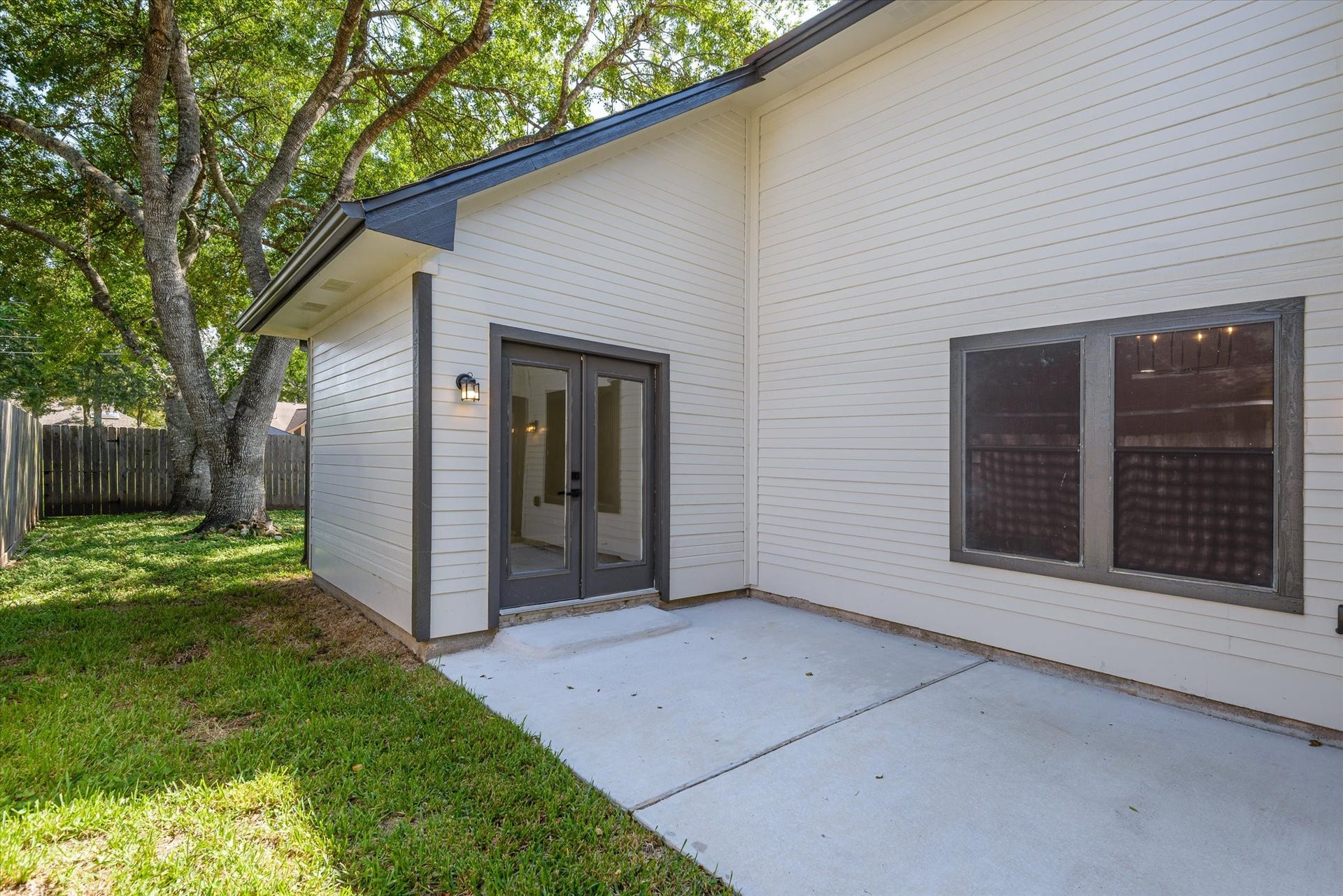 2126 Windmill Drive, Richmond, TX 77406