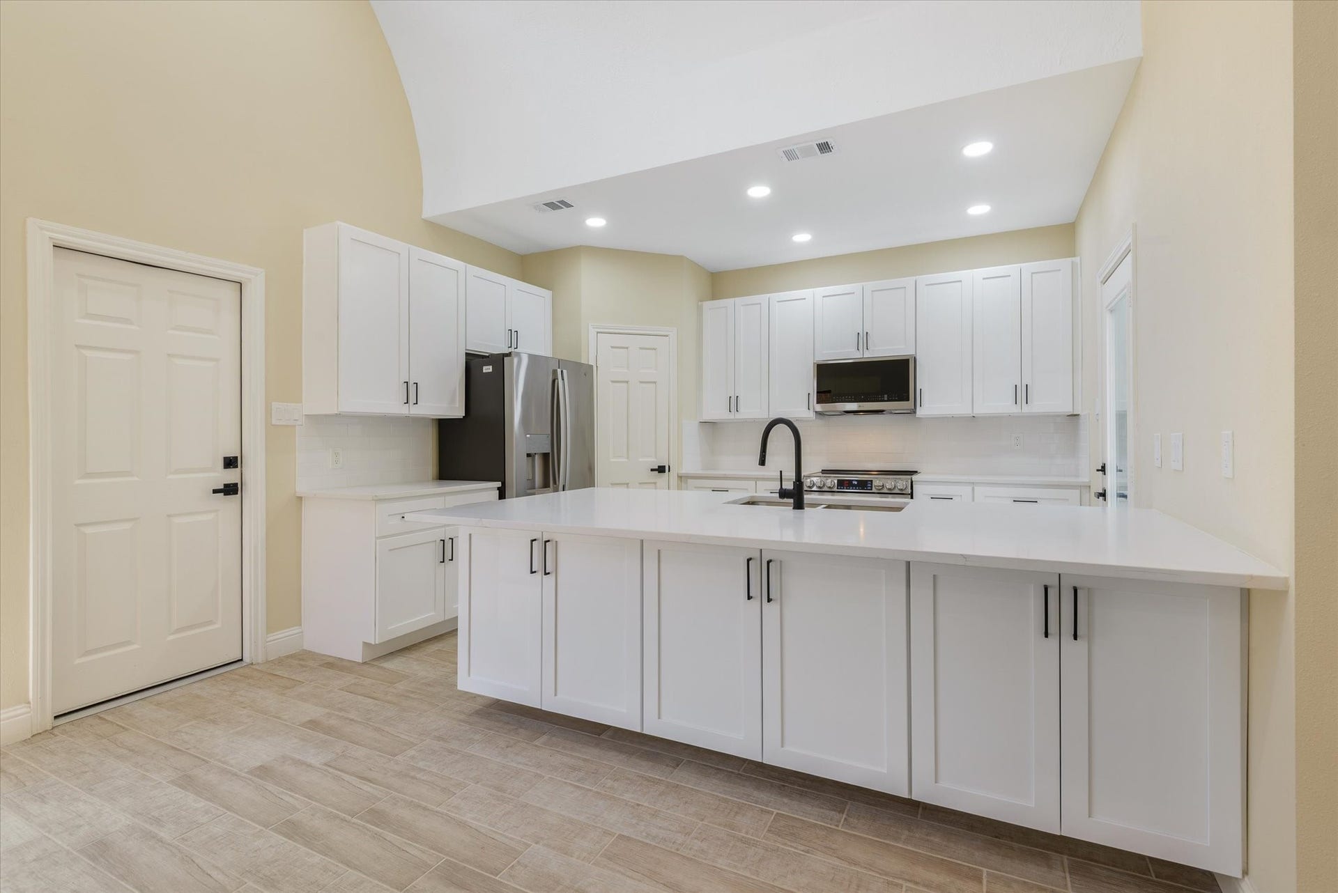 2126 Windmill Drive, Richmond, TX 77406