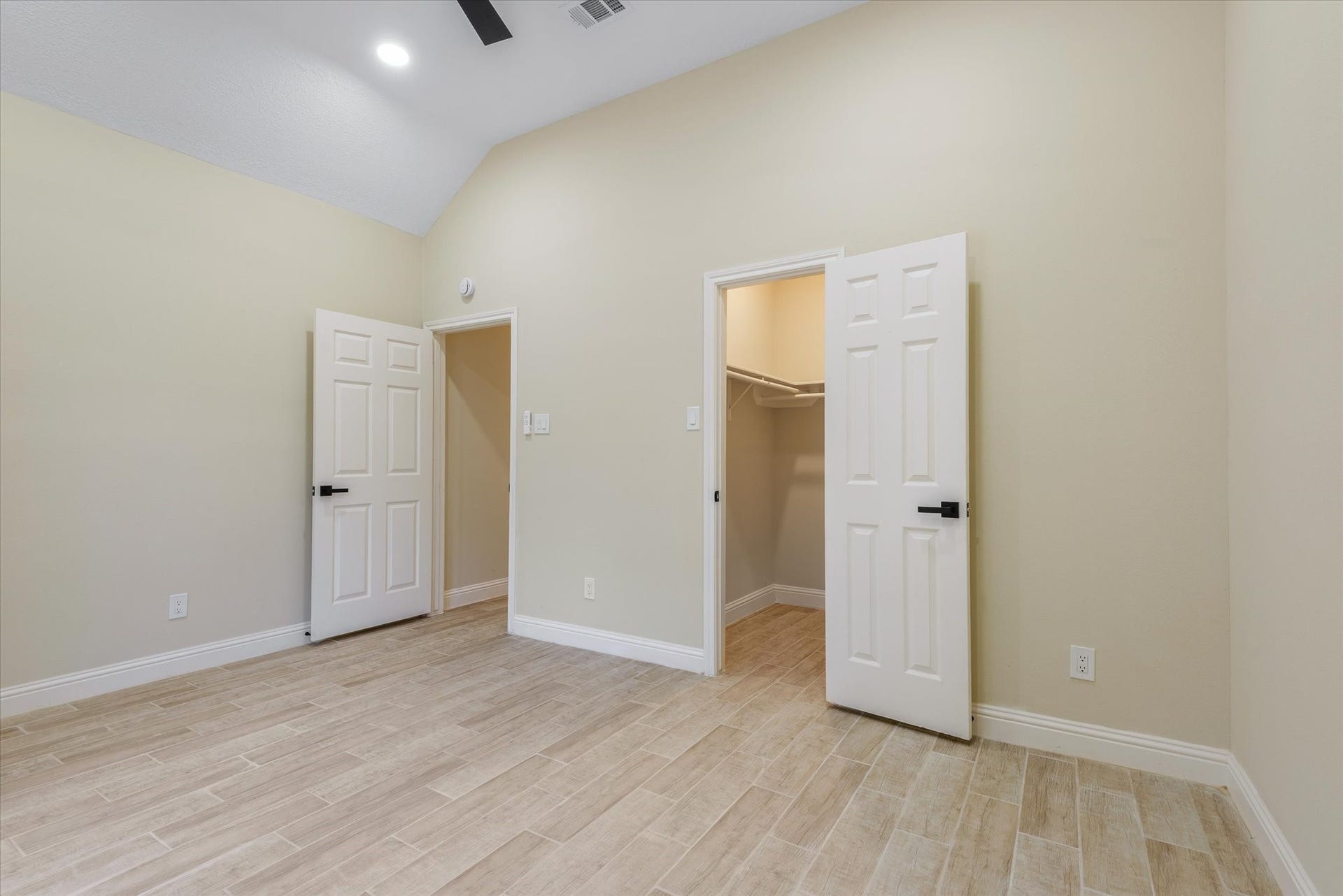 2126 Windmill Drive, Richmond, TX 77406