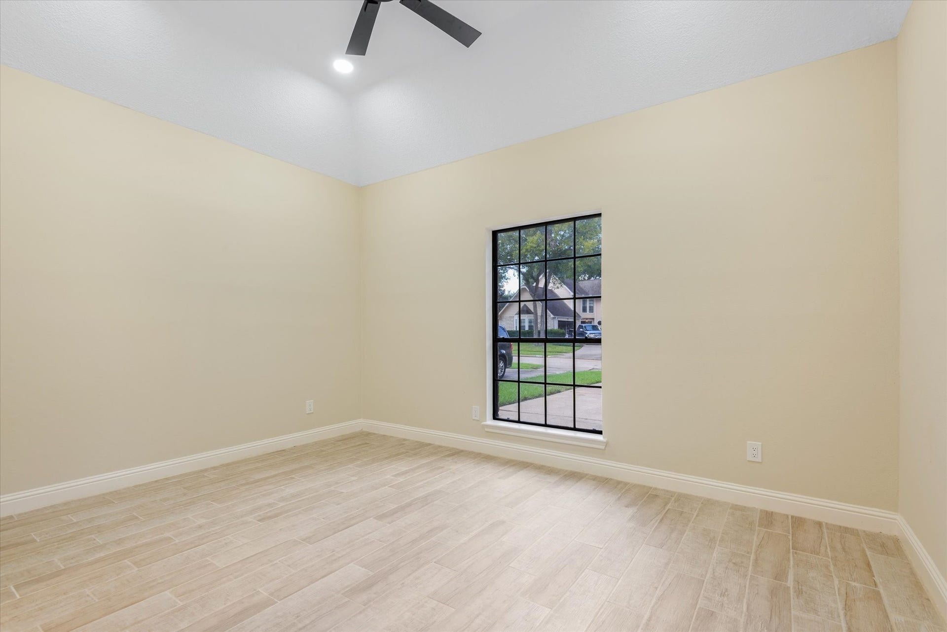 2126 Windmill Drive, Richmond, TX 77406