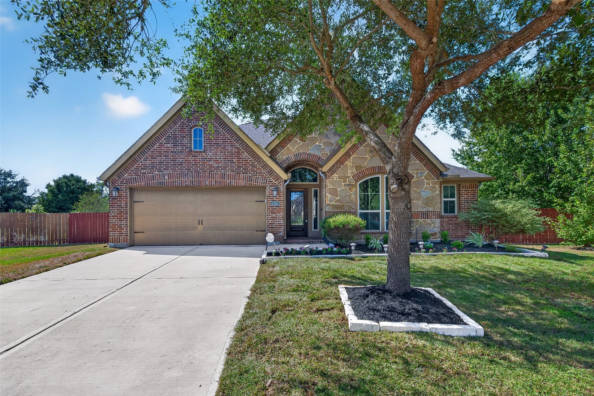 6206 Orange Blossom Lane, Rosenberg, TX 77471