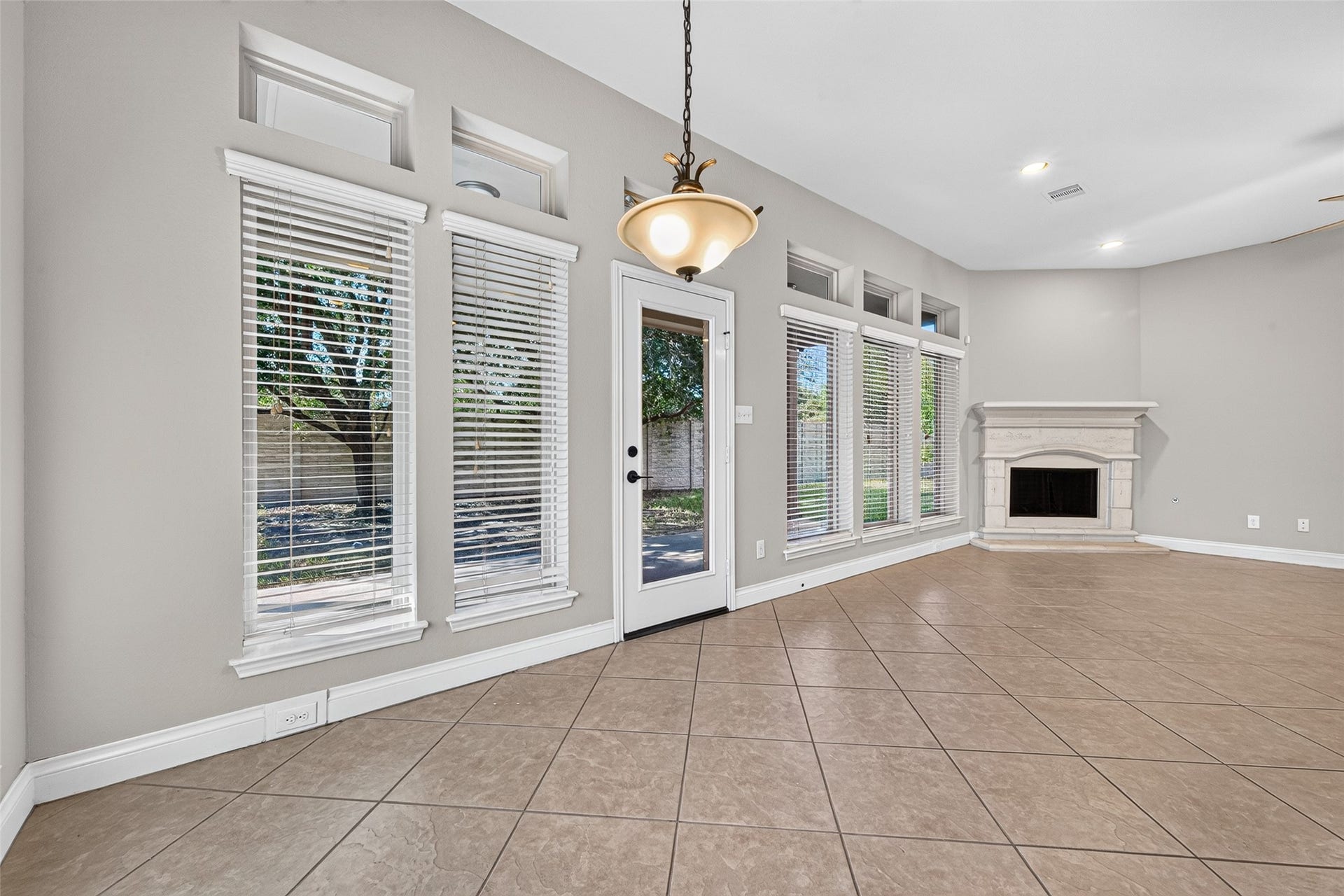 6206 Orange Blossom Lane, Rosenberg, TX 77471