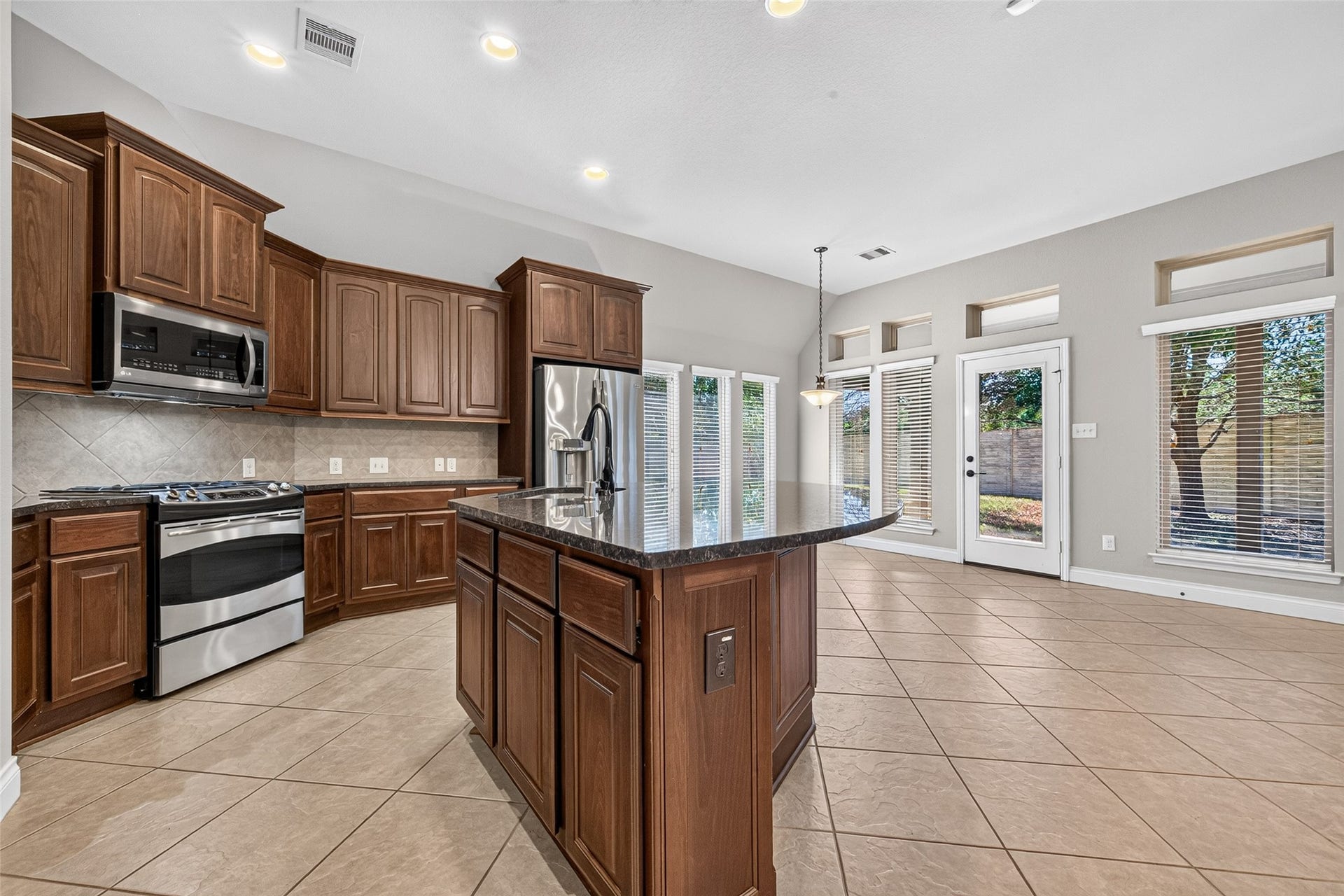 6206 Orange Blossom Lane, Rosenberg, TX 77471