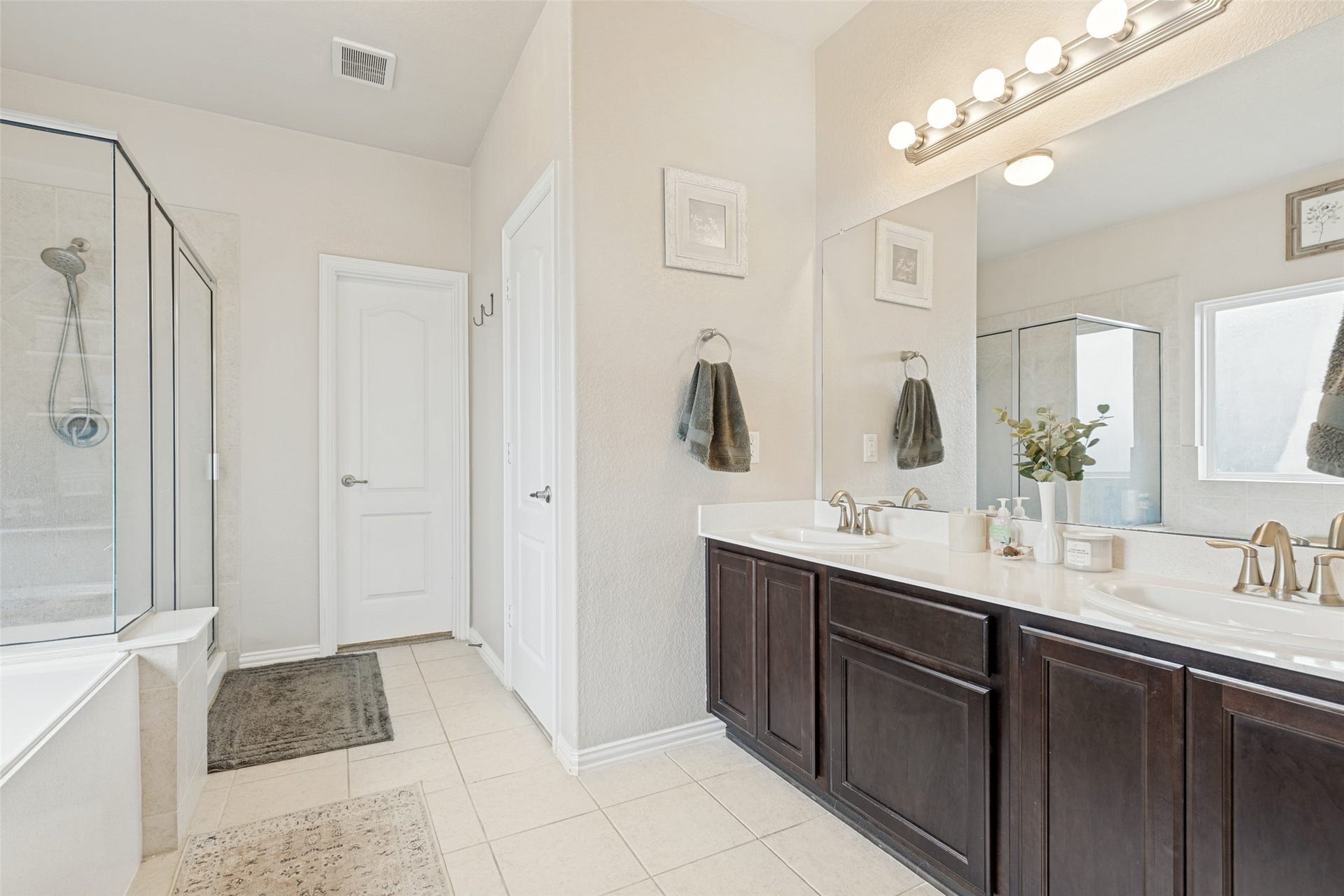 337 Burgundy Drive, Alvin, TX 77511