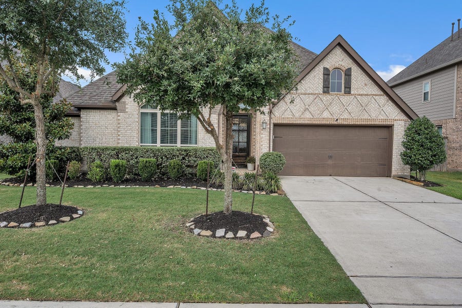Property photo for 25130 Pinebrook Grove Lane, Tomball, TX