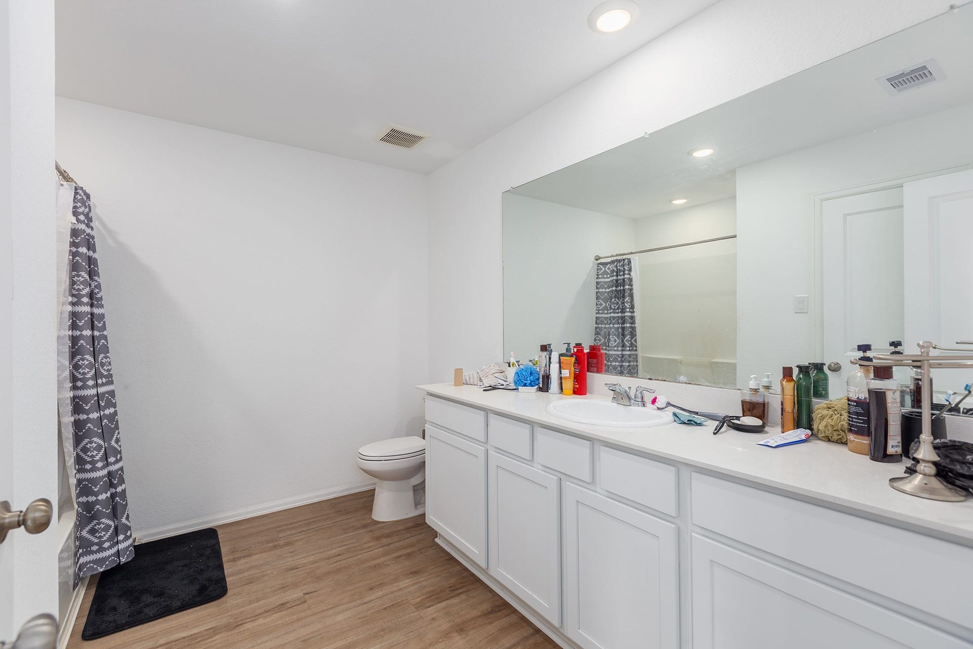 24038 Priano Forest Drive Drive, New Caney, TX 77357 24038 Priano Forest Drive Drive, New Caney, TX 77357
