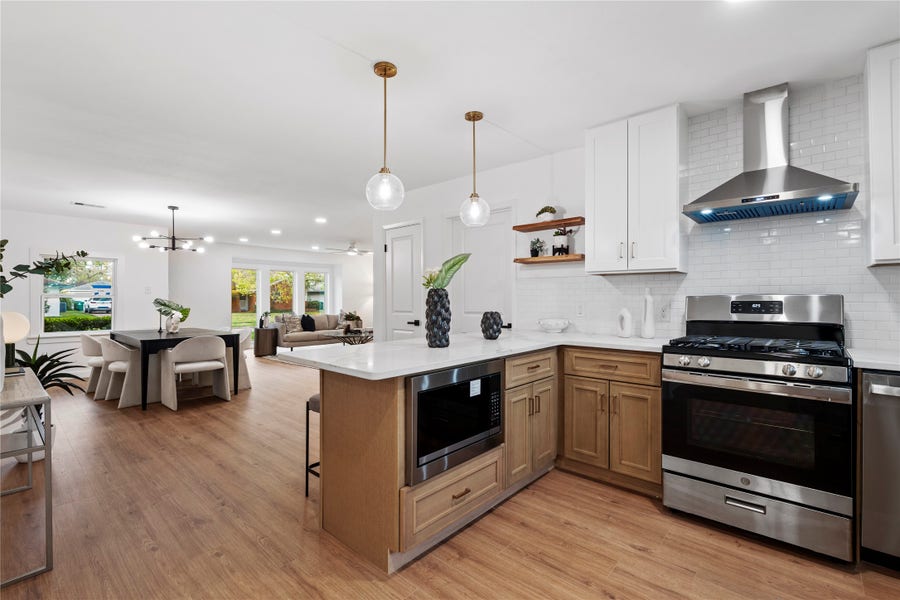 Property photo for 5023 Redstart Street, Houston, TX