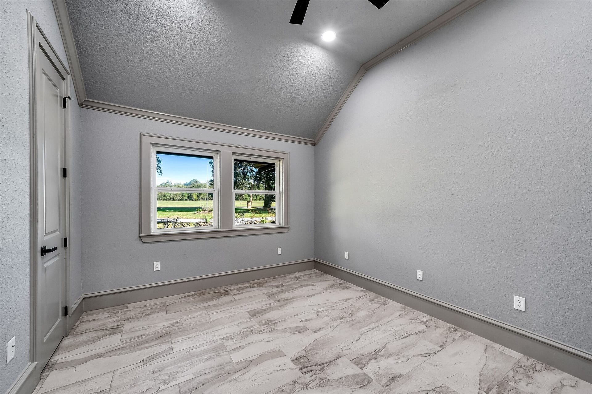 5685 County Road 823, West Columbia, TX 77486 5685 County Road 823, West Columbia, TX 77486