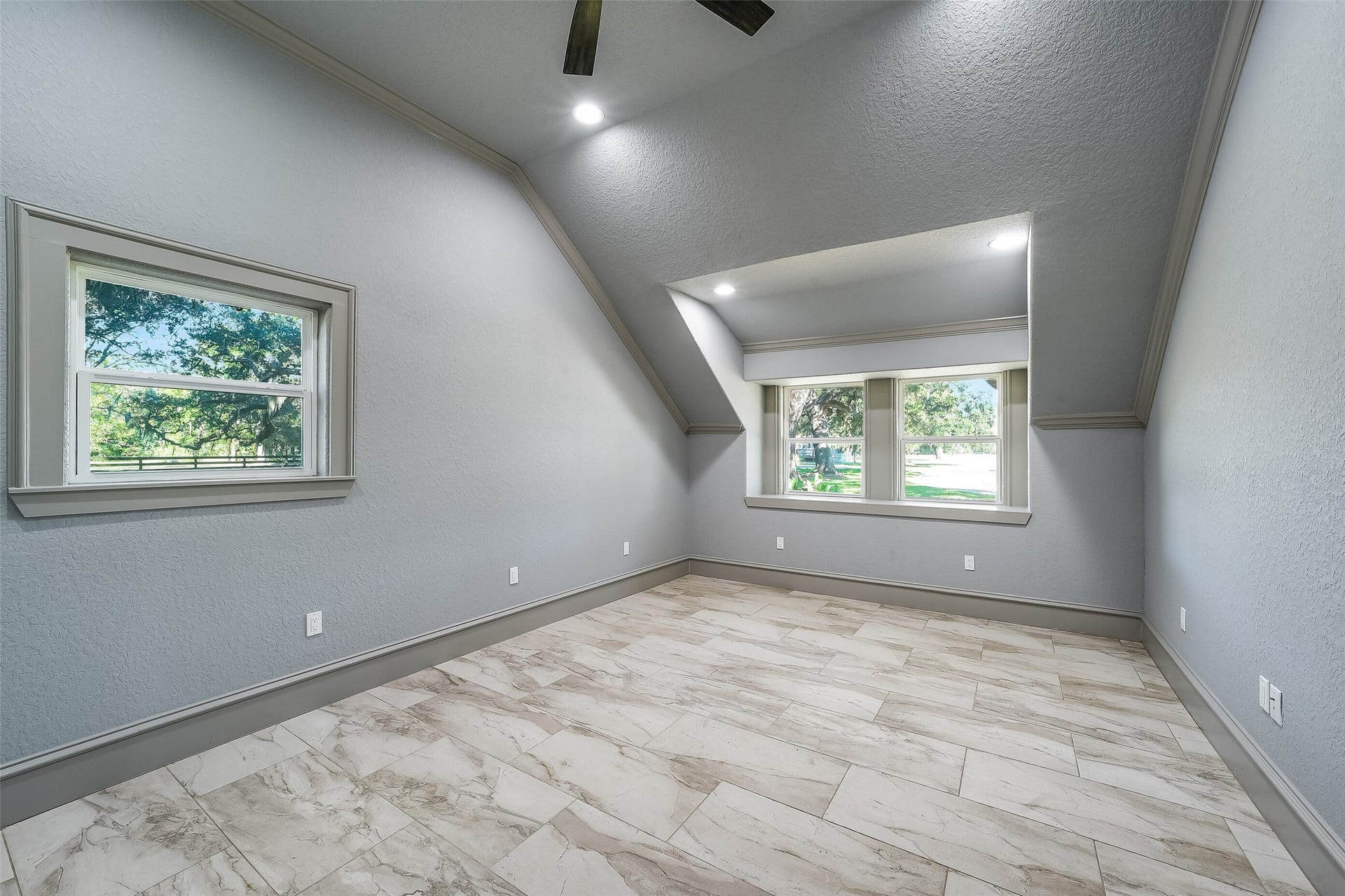 5685 County Road 823, West Columbia, TX 77486 5685 County Road 823, West Columbia, TX 77486