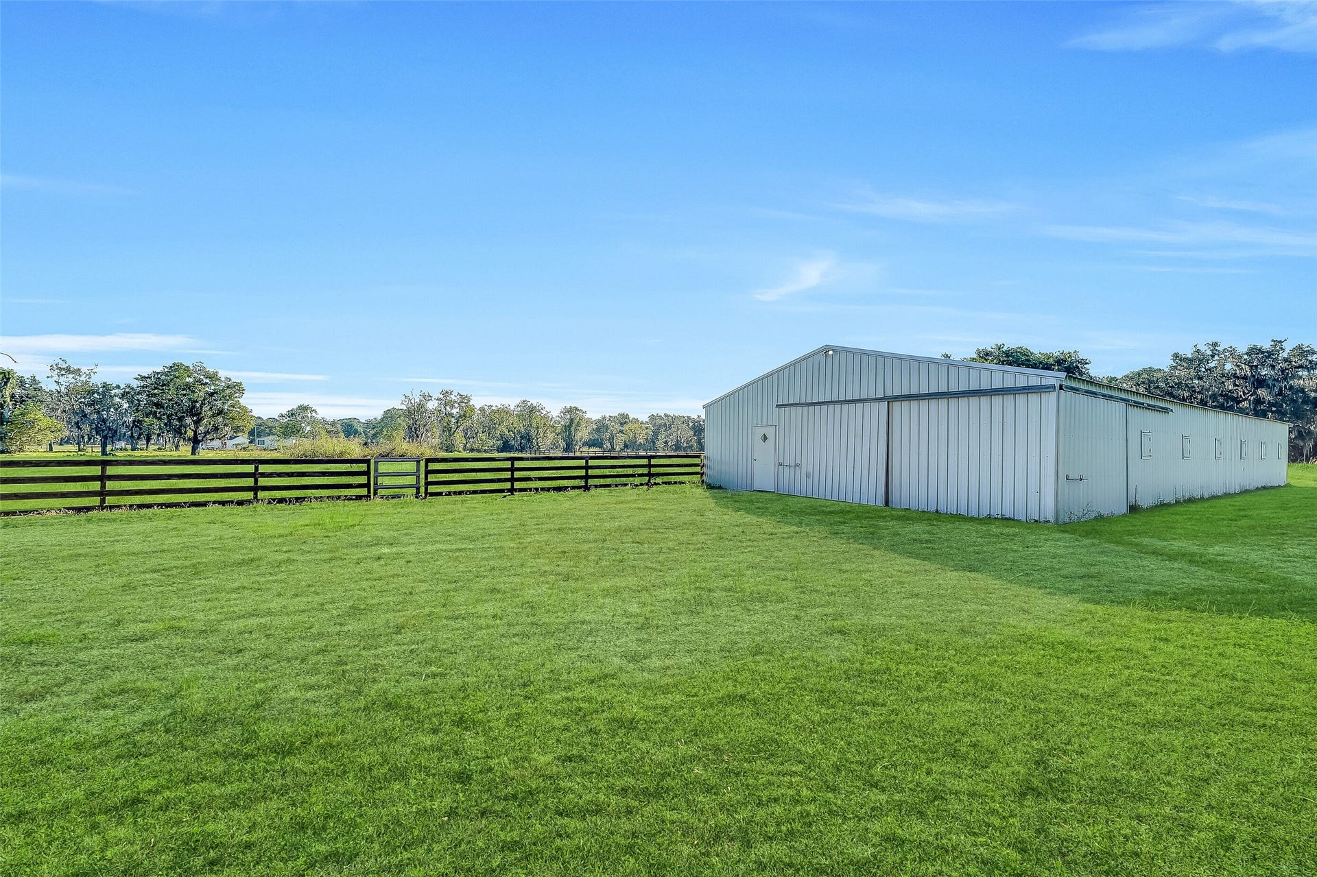 5685 County Road 823, West Columbia, TX 77486 5685 County Road 823, West Columbia, TX 77486