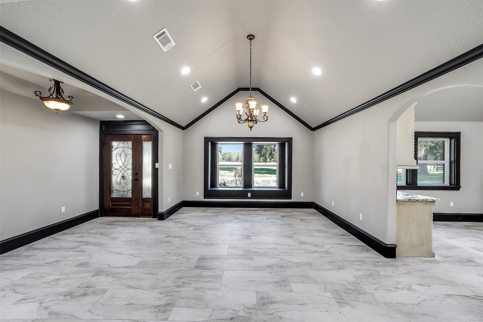 5685 County Road 823, West Columbia, TX 77486 5685 County Road 823, West Columbia, TX 77486