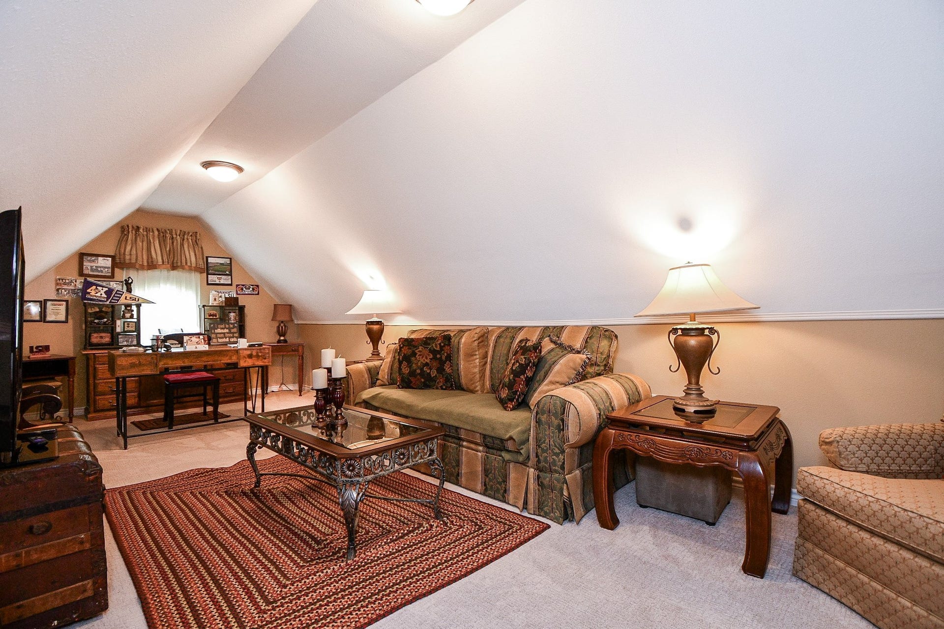 Here's where your imagination can take over. Whether you've dreamed of a dedicated media room, man cave, home office or additional sleeping space, this finished bonus room offers flexibility to adapt as your needs change.