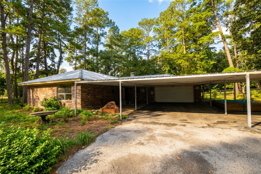 Property photo for 14377 Gibbs Pipeline Road, Willis, TX