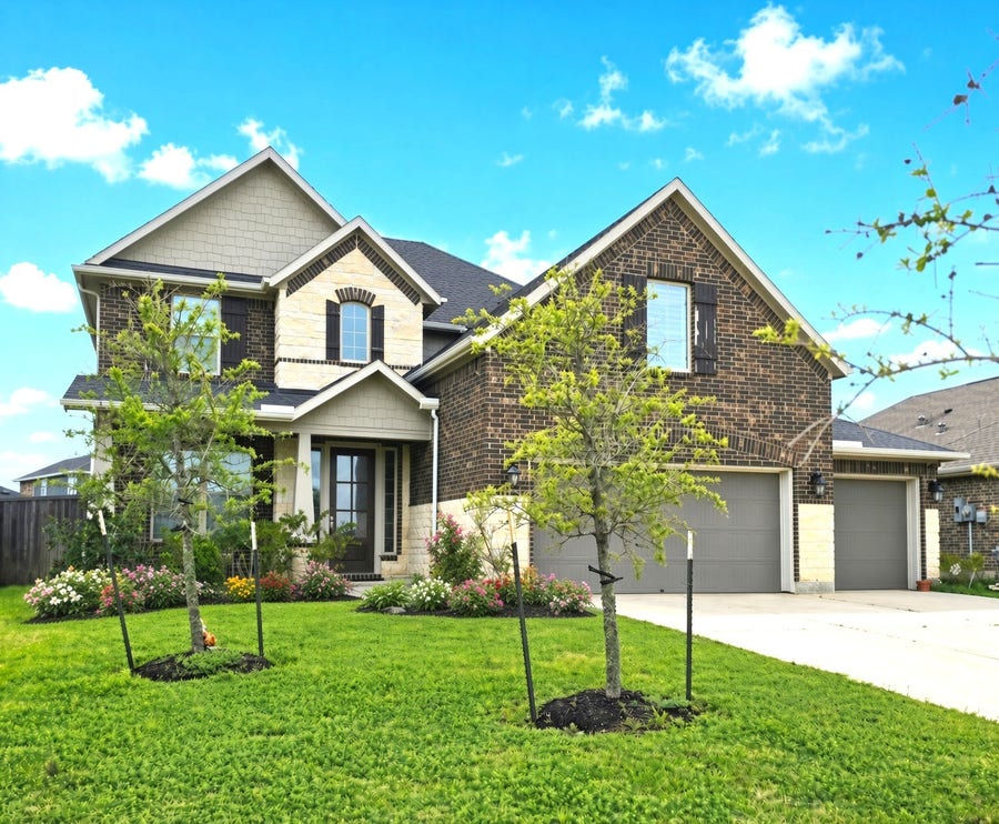 Property photo for 4835 Evergreen Hills Drive, Baytown, TX