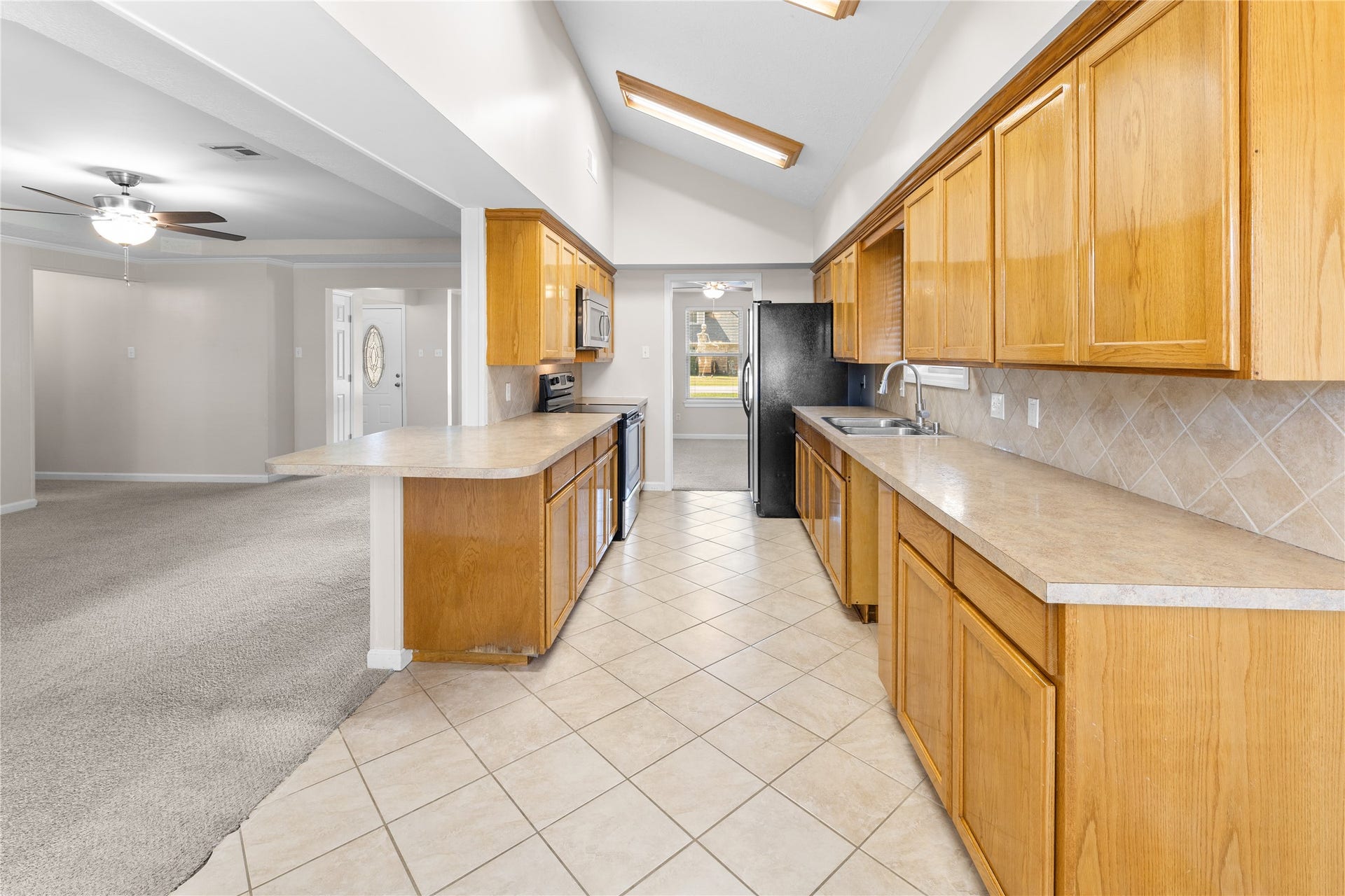 2117 Whatley Drive, Deer Park, TX 77536 2117 Whatley Drive, Deer Park, TX 77536