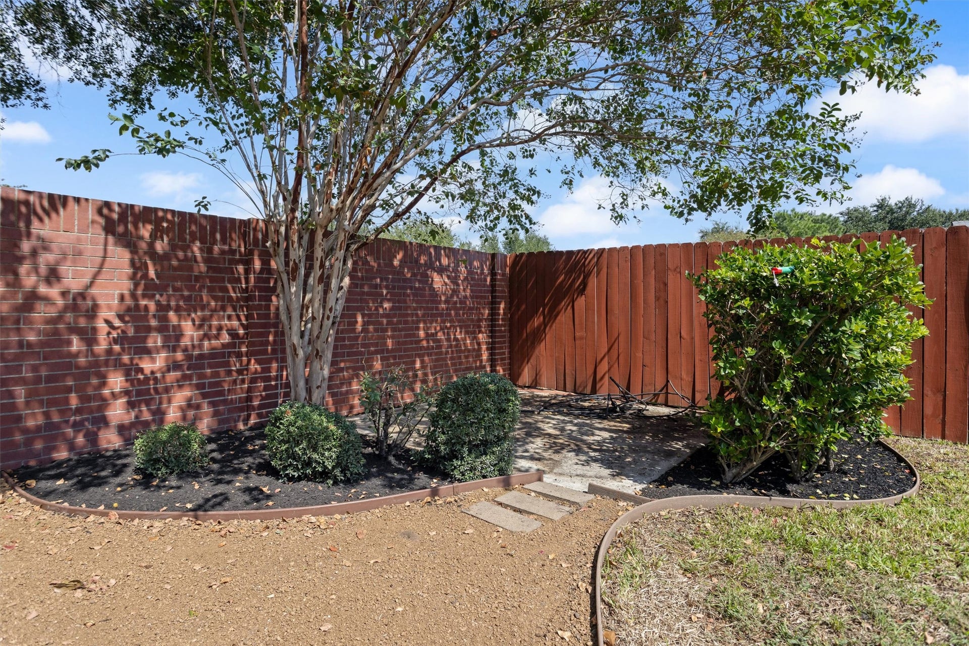 20514 Rustic Rail Court, Cypress, TX 77433 Shady nook for summer days
