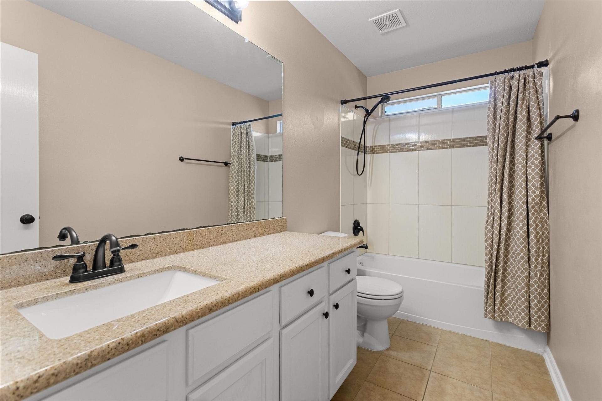 20514 Rustic Rail Court, Cypress, TX 77433 Hall bathroom with granite counters