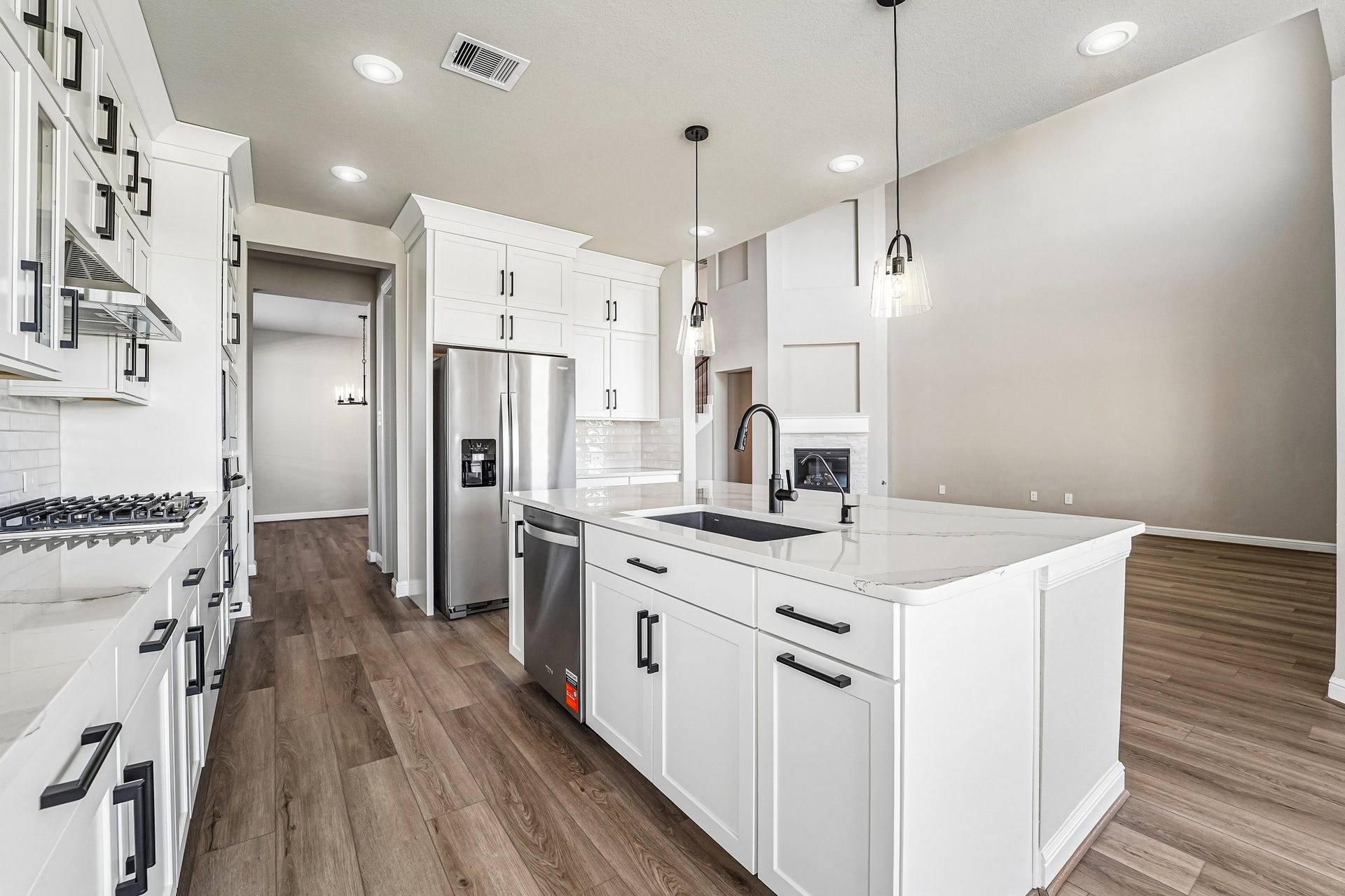 5232 Autumn Hills Trail, Pearland, TX 77584 5232 Autumn Hills Trail, Pearland, TX 77584