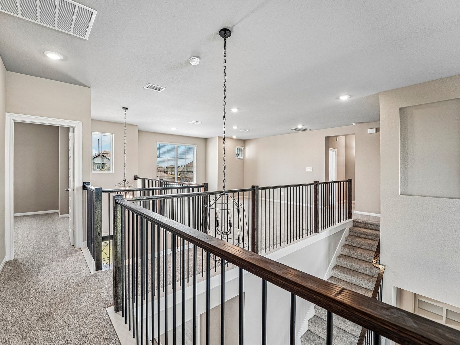 5232 Autumn Hills Trail, Pearland, TX 77584 5232 Autumn Hills Trail, Pearland, TX 77584