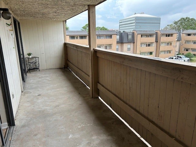 8427 Hearth Drive, #34, Houston, TX 77054 Private covered balcony