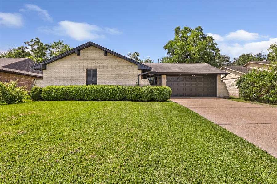 Property photo for 3802 Bluerock Lane, Houston, TX