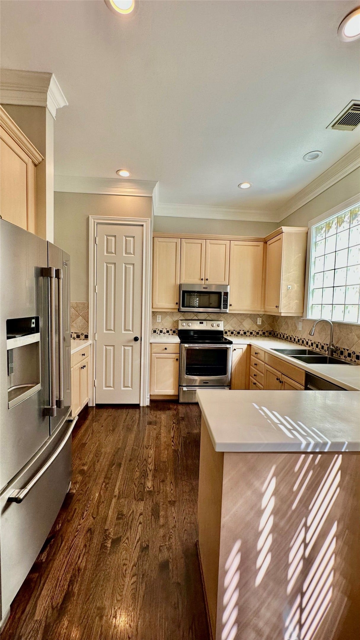 4303 Childress Street, Houston, TX 77005 4303 Childress Street, Houston, TX 77005
