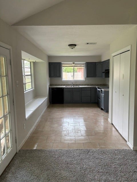 2910 Heritage House Drive, Webster, TX 77598 2910 Heritage House Drive, Webster, TX 77598