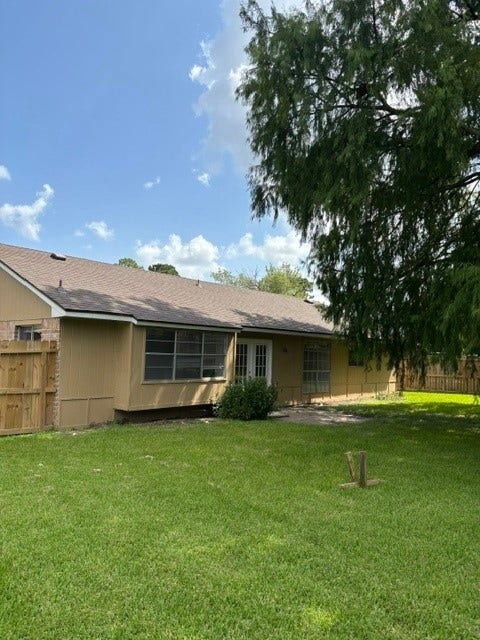 2910 Heritage House Drive, Webster, TX 77598 2910 Heritage House Drive, Webster, TX 77598