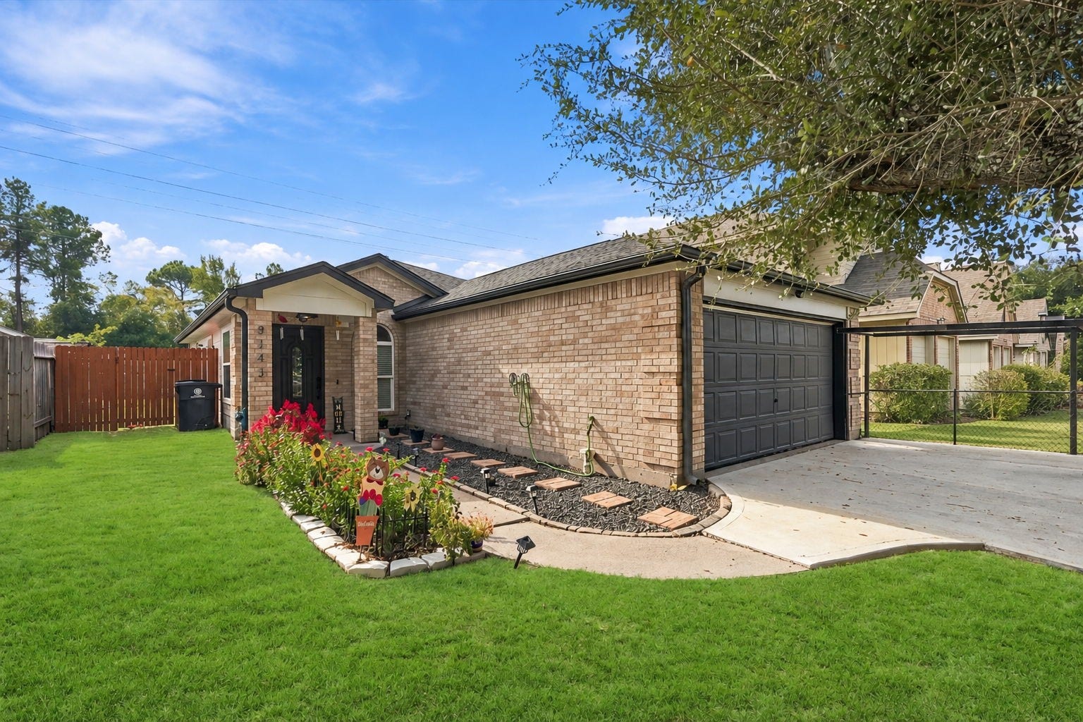 3343 Monza Drive, Houston, TX 77014 3343 Monza Drive, Houston, TX 77014