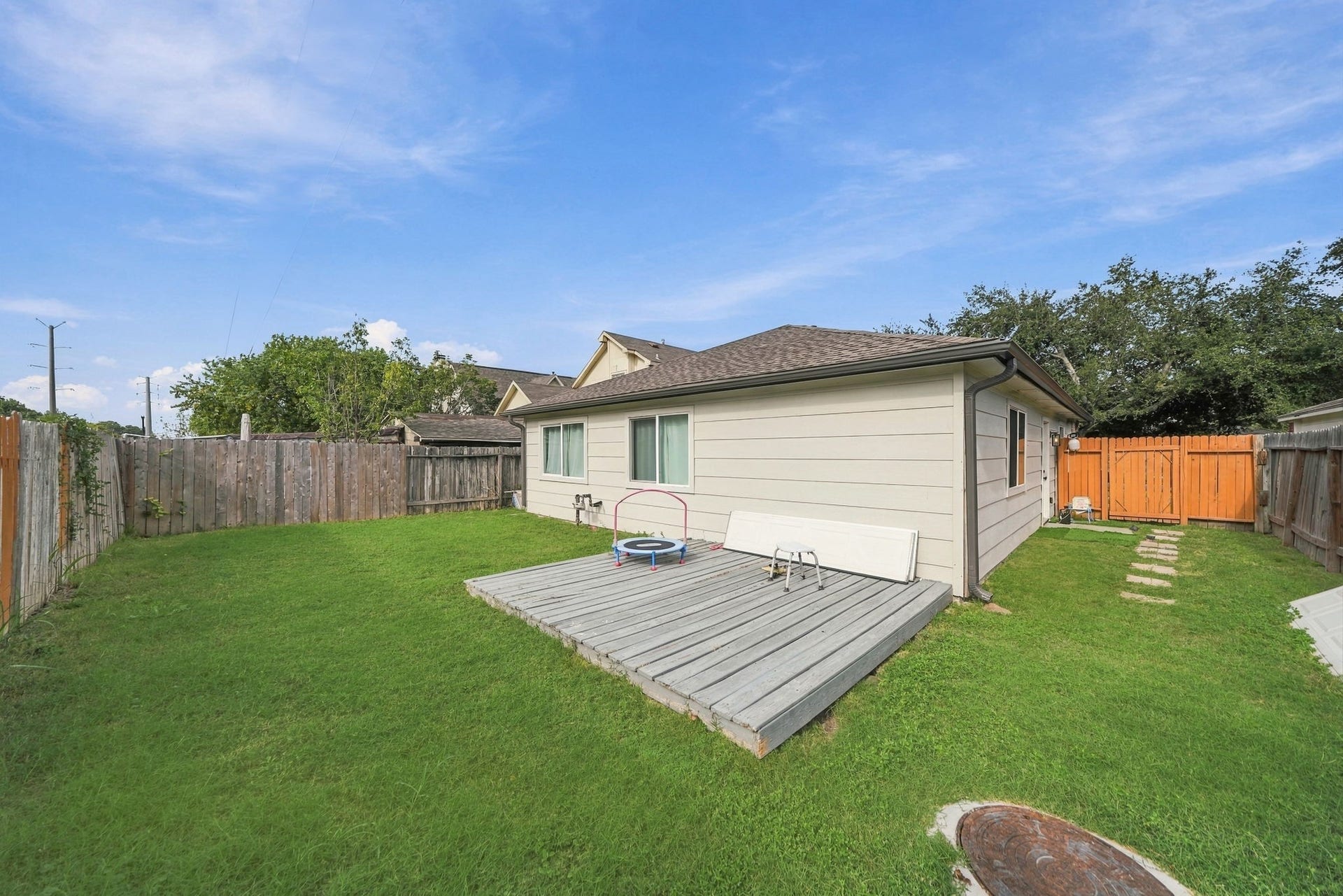 3343 Monza Drive, Houston, TX 77014 3343 Monza Drive, Houston, TX 77014