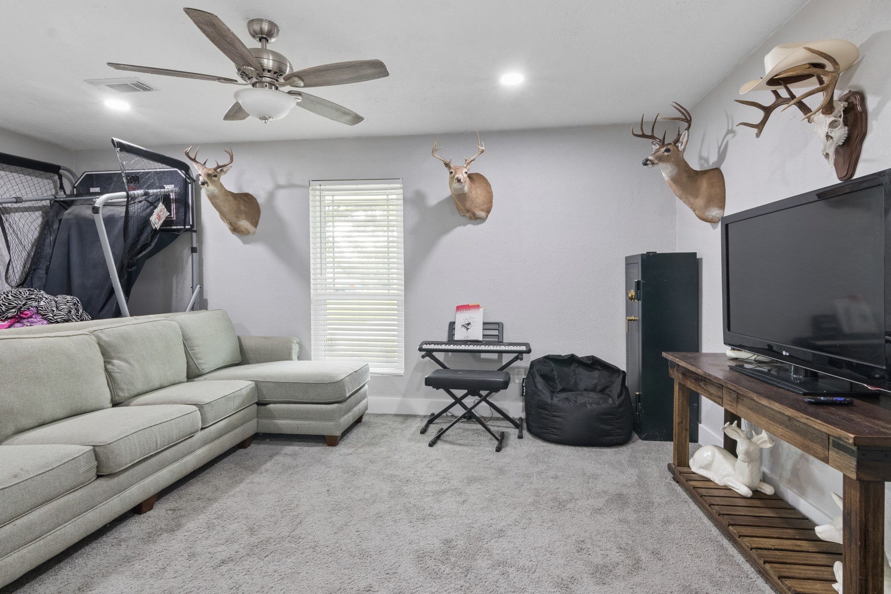 2865 County Road 936a, Alvin, TX 77511 Second Living Area